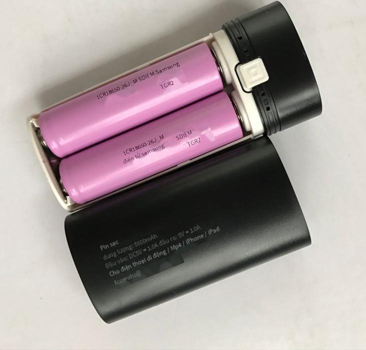 Đảm bảo chất lượng 2 phần 18650 hộp pin lithium có thể tháo rời không hàn DIY hộp điện di động có thể được lắp ráp sạc kho báu