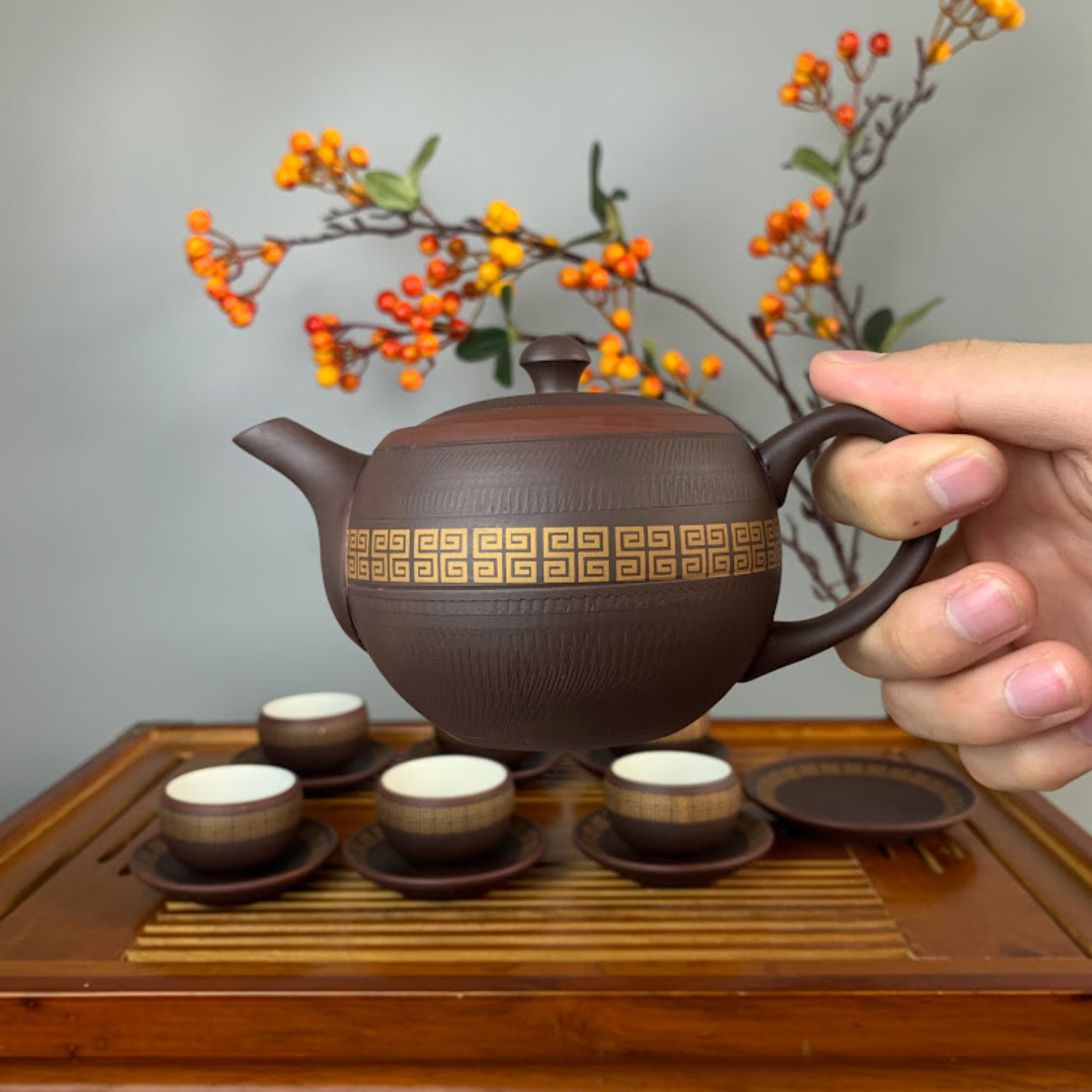 Bộ ấm chén uống trà cao cấp , bộ ấm trà Bát Tràng - trường sa kẻ chỉ