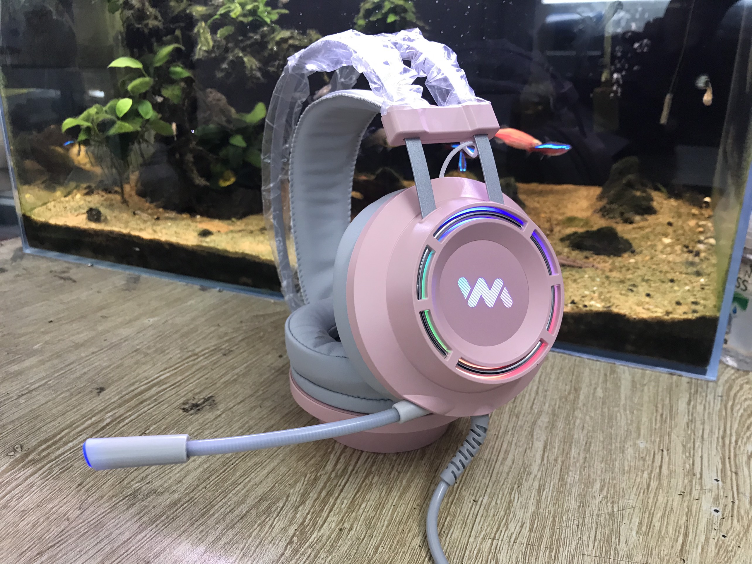 Tai Nghe Gaming Wangming 9800s Pink (Màu Hồng) Âm Thanh 7.1 USB LED - Hàng Nhập Khẩu