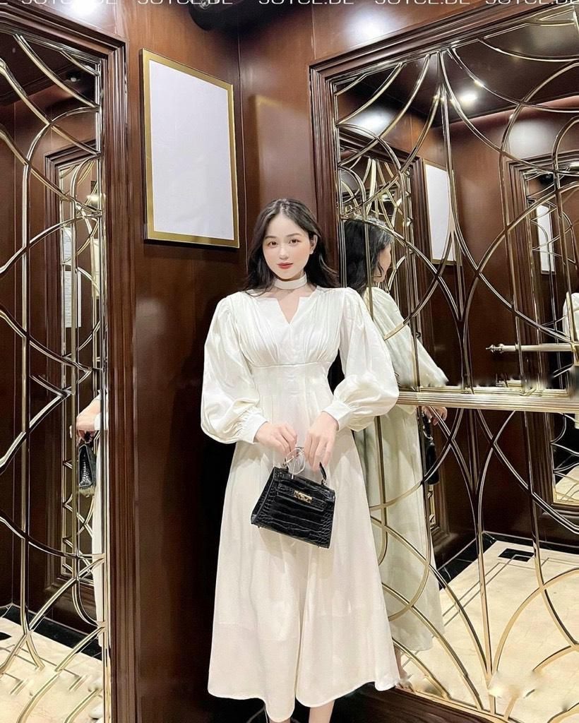ĐẦM MIDI XẾP LI TAY DÀI CỔ XẺ
