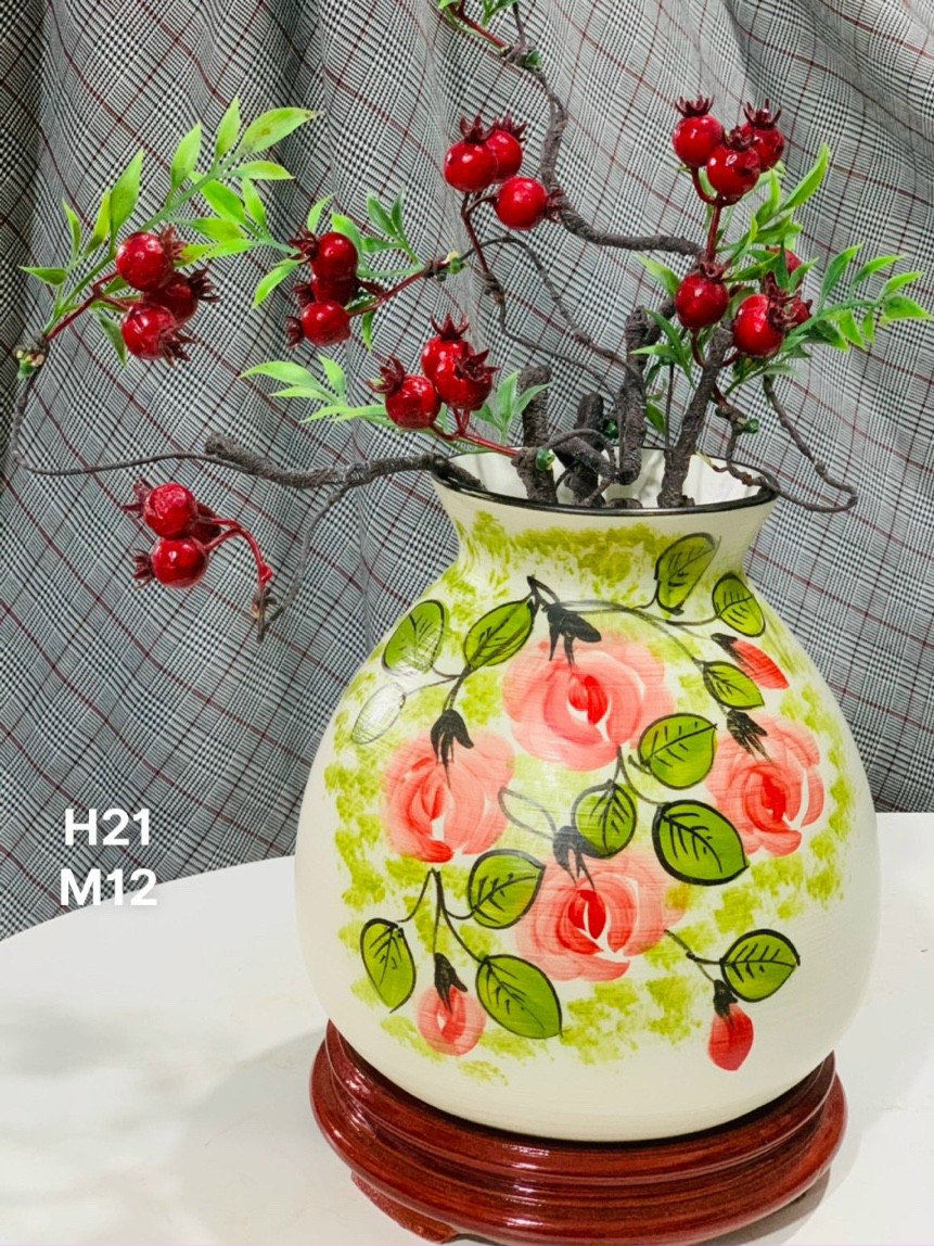 Bình vẽ tay gốm sứ truyền thống  H21.