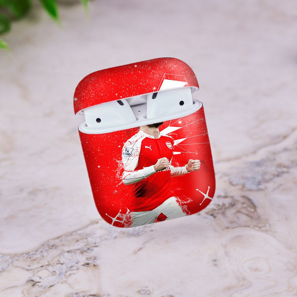 Miếng dán skin chống bẩn cho tai nghe AirPods in hình Bóng đá - BDx004 (bản không dây 1 và 2)