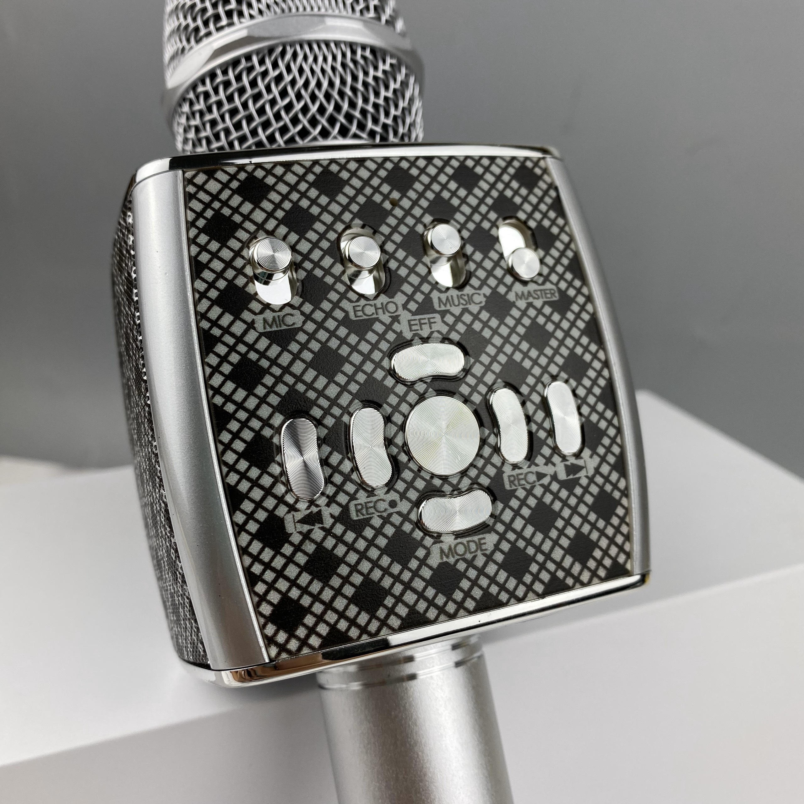 Micro Karaoke Bluetooth Cao Cấp GUTEK YS-95 Tích Hợp Loa Bass Không Dây Dùng Hát Tại Nhà Hoặc Livetream - Hàng Chính Hãng