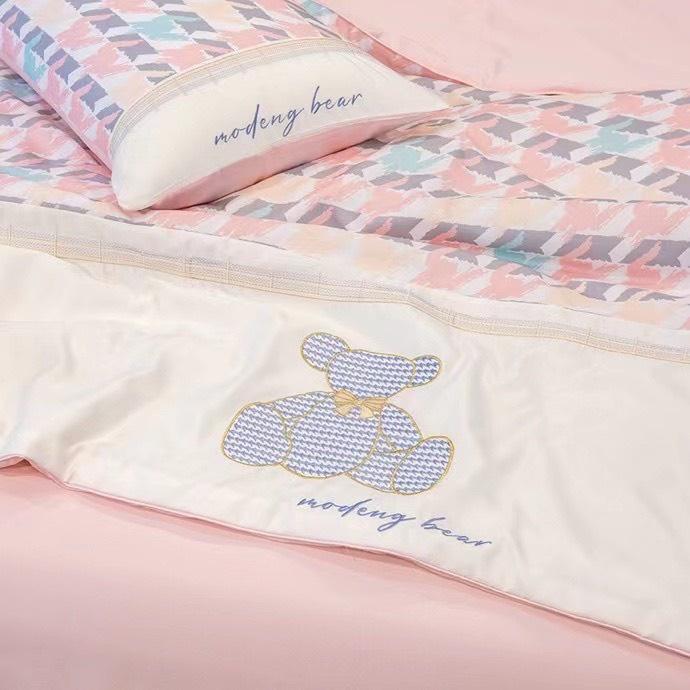 Bộ chăn ga lụa chăn hè chần bông gấu bear