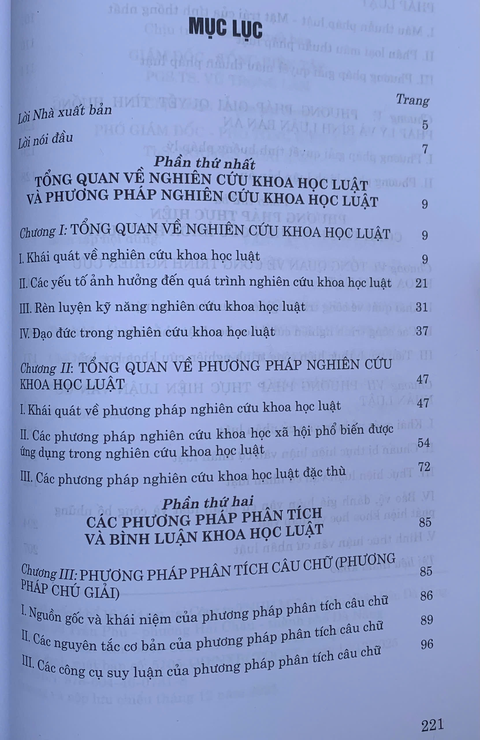 Giáo trình Phương pháp nghiên cứu khoa học luật