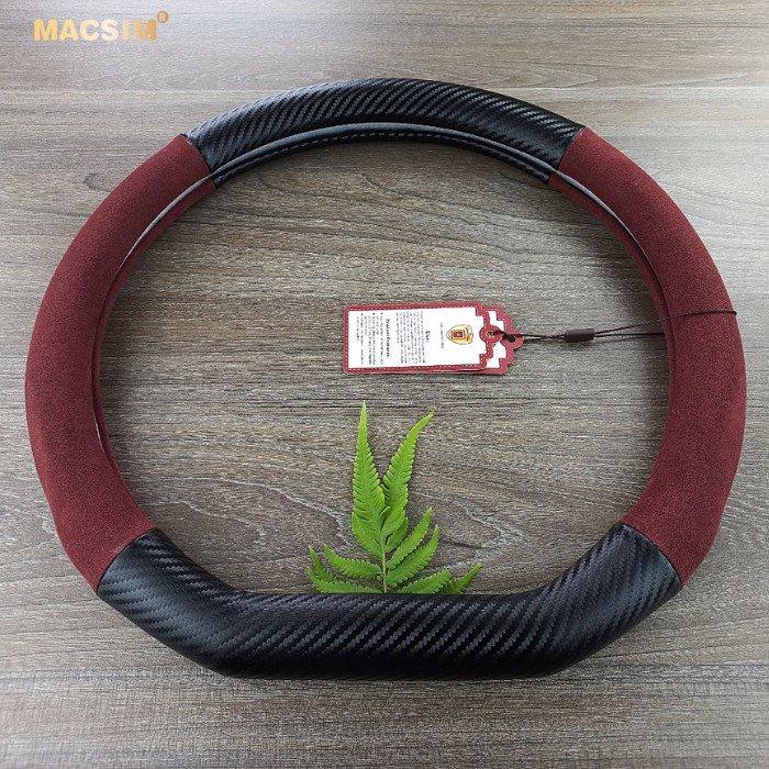 Bọc vô lăng cao cấp Macsim mã 8771 Dcut màu đỏ đô+ cacbon