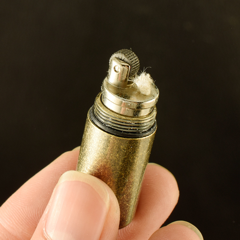 Hộp Quẹt Bật Lửa Xăng Đá Kiêm Móc Khóa HY-623 Thiết Kế Độc Lạ Nhỏ Gọn - Dùng Xăng Bấc Đá Cao Cấp - Giao màu ngẫu nhiên