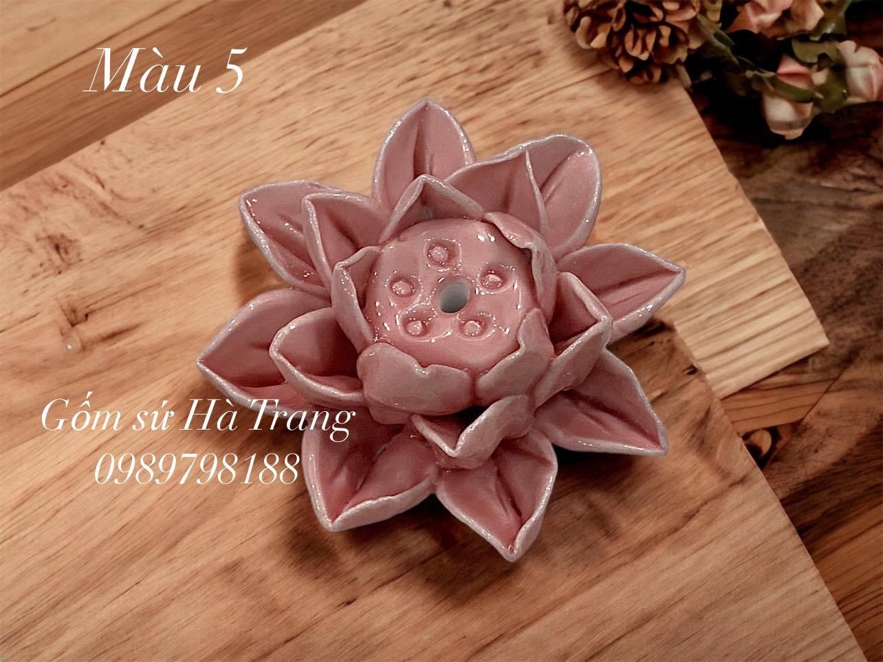 Bông sen sứ Bát Tràng cao cấp