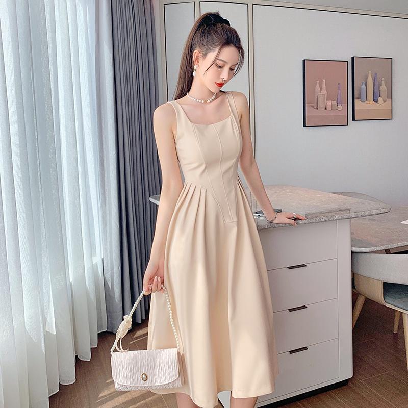 Váy đầm dây treo chất vải Umi eo xoè, bốn mùa phối cùng áo Vest,áo khoác