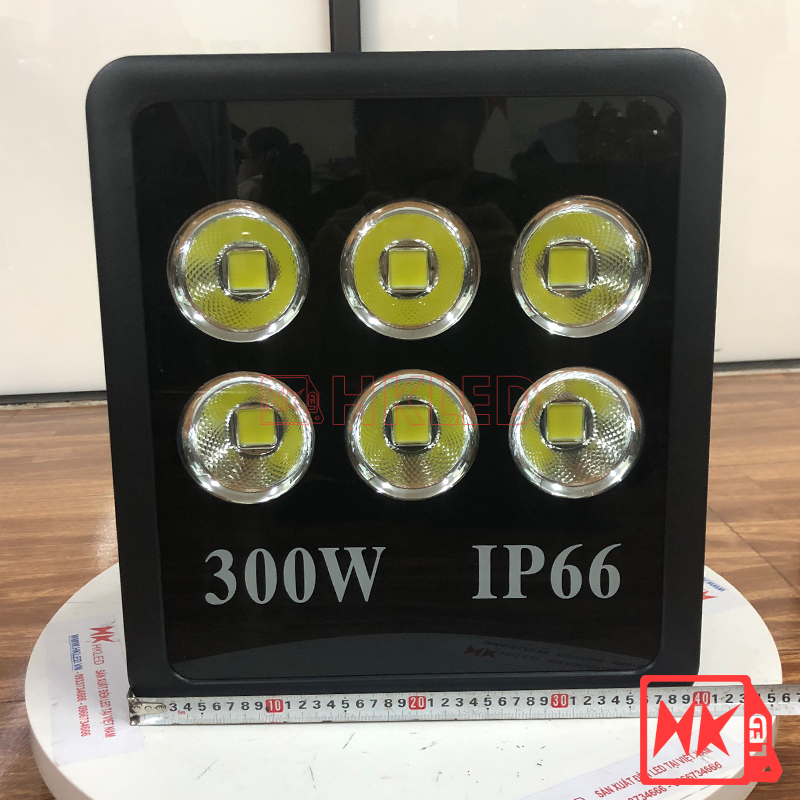 HKLED - Đèn pha tròn vuông LED ngoài trời 300W - IP66 - DPTV300