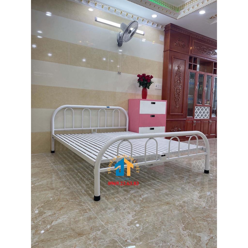 Giường sắt dáng U đơn giản 1M4X2m - ĐẠI THÀNH