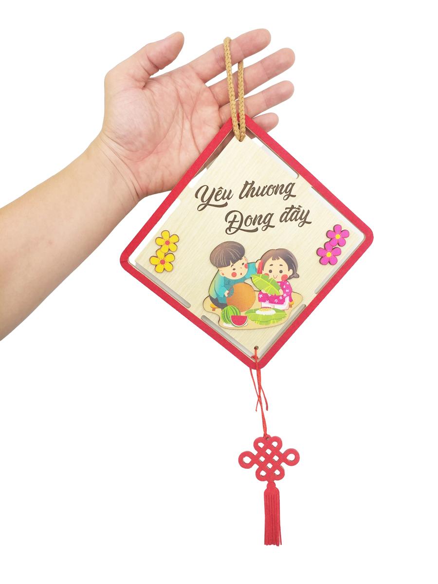 Bảng Gỗ Treo Tường Trang Trí Tết - Bách Mộc T03 - Yêu Thương Đong Đầy