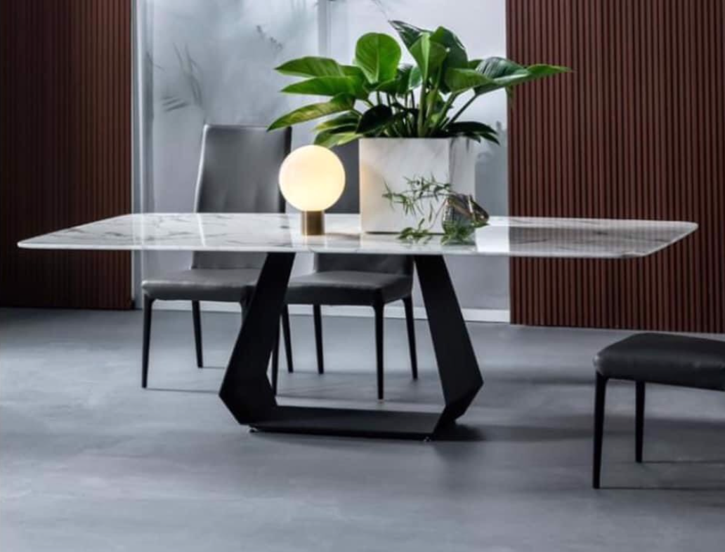 Bàn ăn cao cấp Juno Sofa mặt đá chân sắt U hiện đại