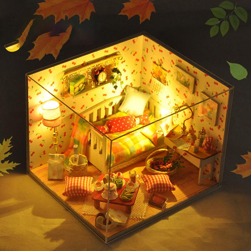 LED Light Miniature DollHouse Creative Dustproof Cover Kit Festival Gift