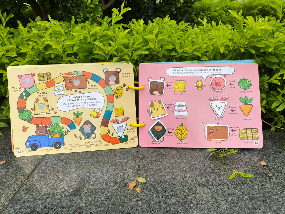 Học Liệu Bóc Dán Montessori Song Ngữ Anh Việt Beezi Book - Lalala Baby