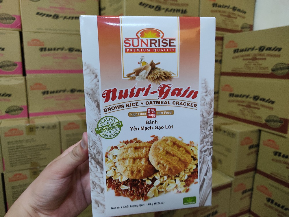 Bánh ăn kiêng Sunrise vị yến mạch gạo lứt