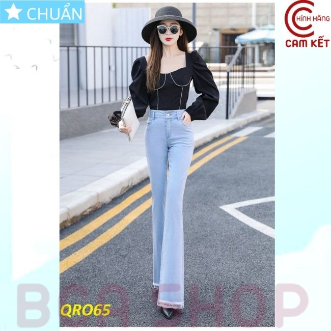 Quần jean nữ ống loe QRO65 ROSATA tại BCASHOP dáng dài lai phối ren, lưng cao 1 nút, phom chuẩn, chất liệu jean cao cấp - màu xanh nhạt