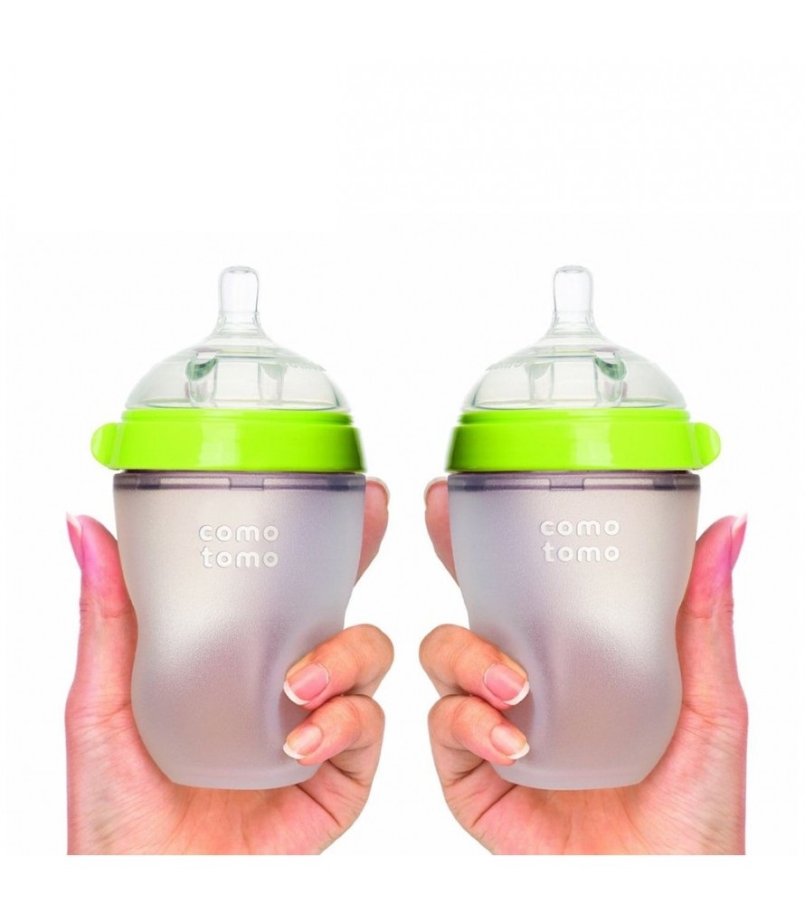 Bộ 2 bình sữa cho bé 250ml. Bình Sữa Silicone Comotomo chính hãng - Tặng kèm tấm lót chống thấm cho bé