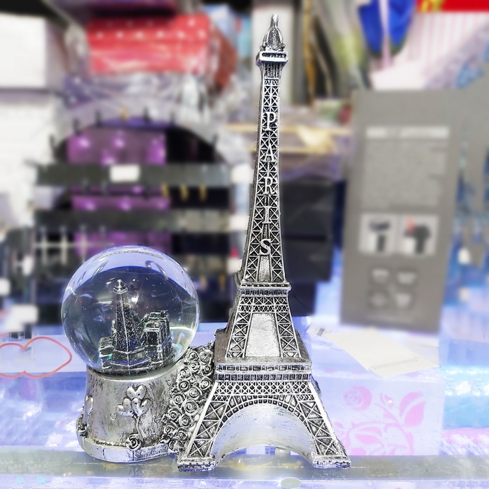 Quả cầu tuyết tháp Eiffel, Quả cầu pha lê tuyết có đèn led và tháp Eiffel - Màu bạc