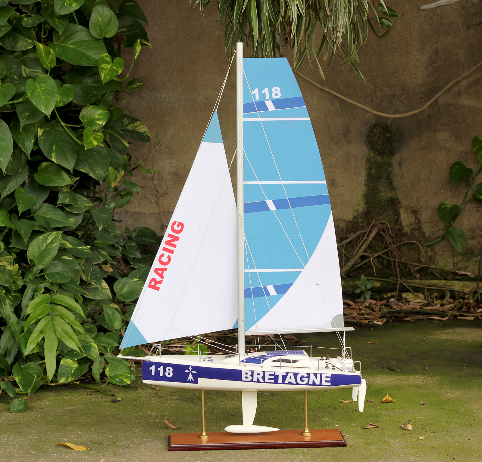 Du thuyền hiện đại Bretagne 118 dài 52cm gỗ tự nhiên, mô hình thuyền buồm gỗ trang trí nhà cửa, quà tặng tân gia khai trương