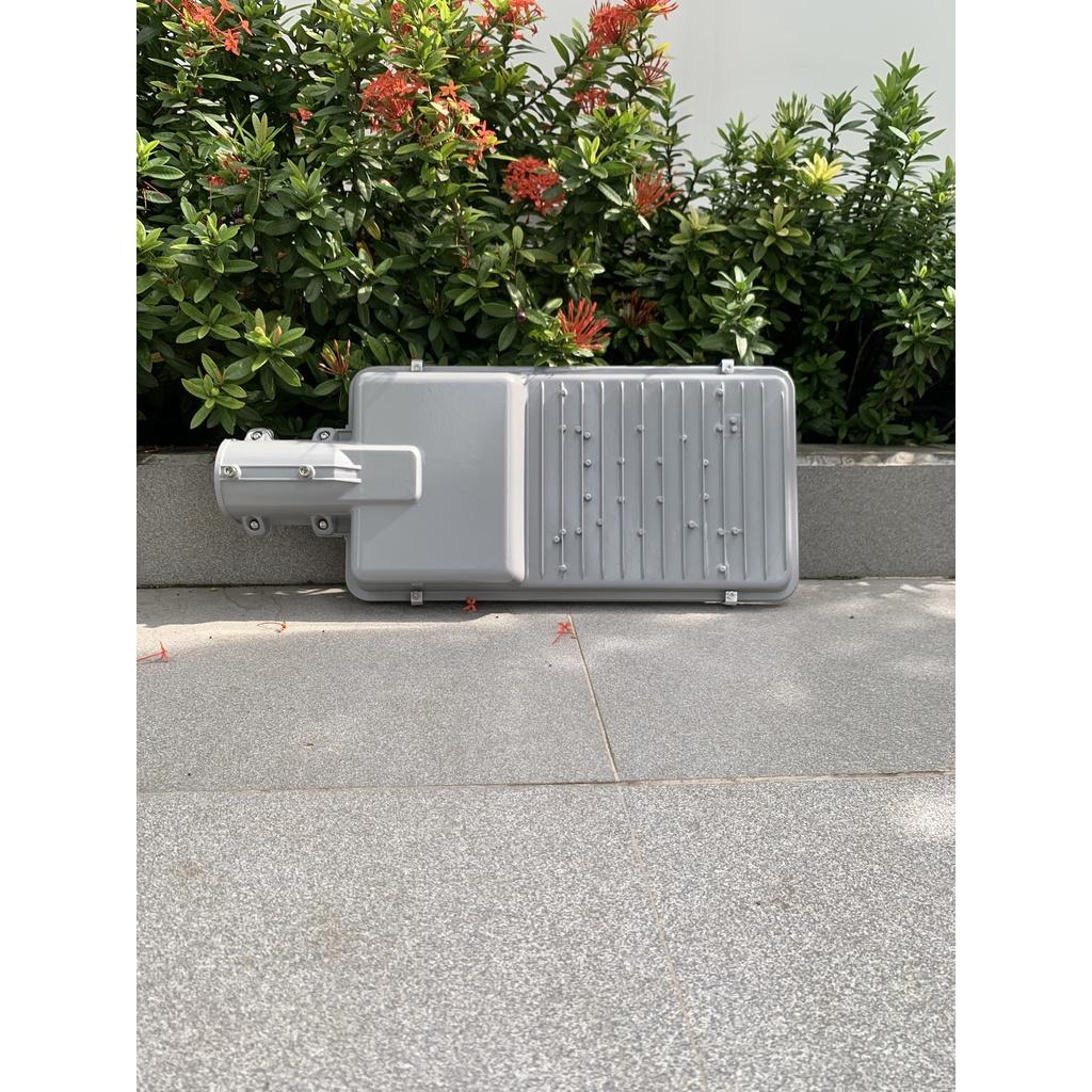 Đèn năng lượng mặt trời 300w đèn sân vườn ngoài trời trụ cổng chống thấm nước ip67 đèn led chống loá