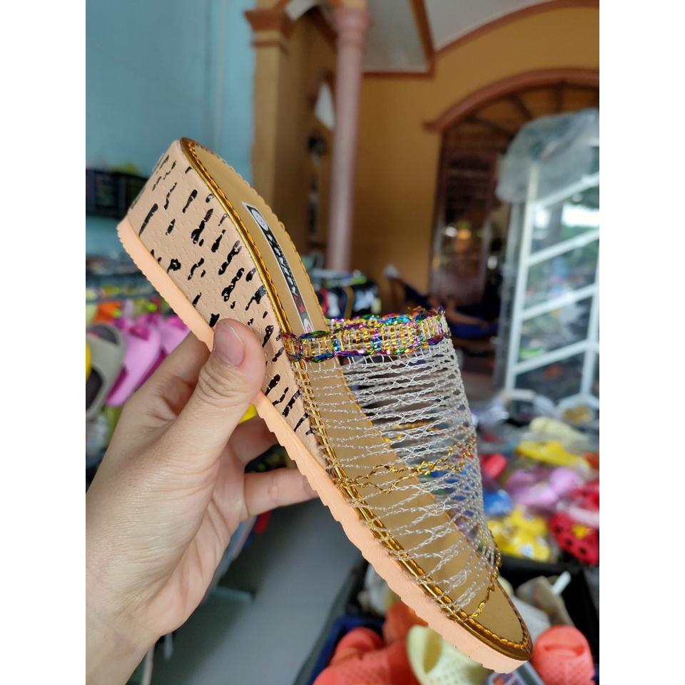 Dép lưới bà ngoại huyền thoại đế cao