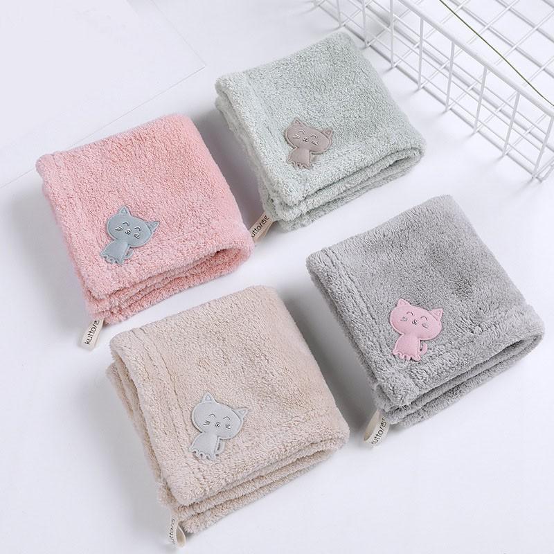 Khăn lau tay nhà bếp siêu thấm có móc treo chất liệu Microfiber mềm mịn