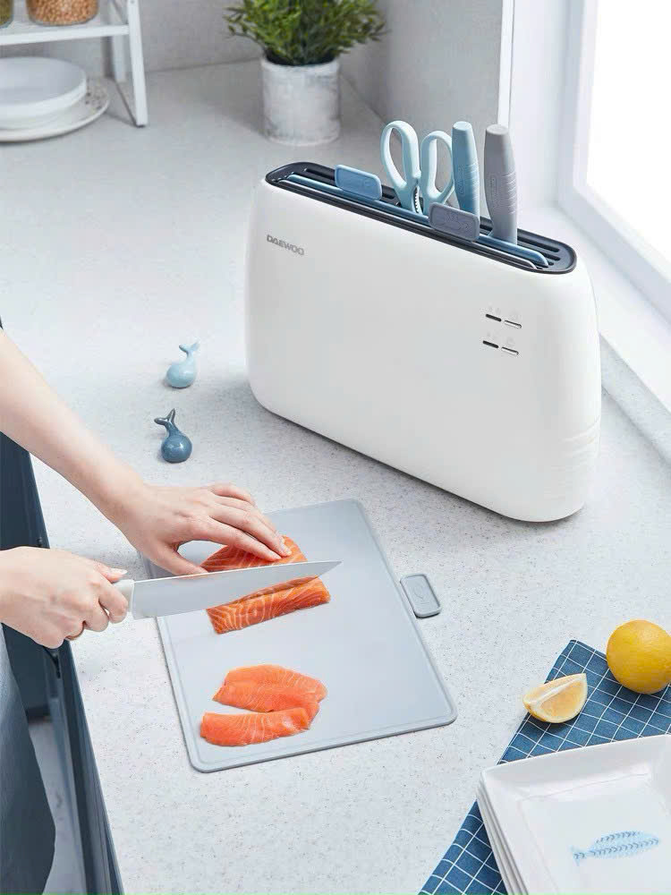 Máy Sấy Dao Thớt Tích Hợp Sấy &amp; Tiệt Trùng UV Khử Khuẩn DAEWOO DY-DJ08 Hàng chính hãng