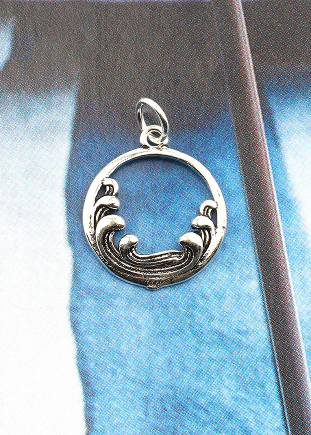 Combo 2 cái charm bạc treo núi và biển - Ngọc Quý Gemstones