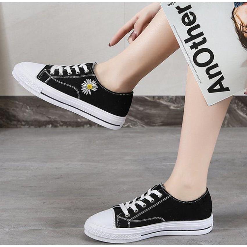 GIÀY NỮ, GIÀY SNEAKER THẤP CỔ THÊU HOA CÚC TNX 24