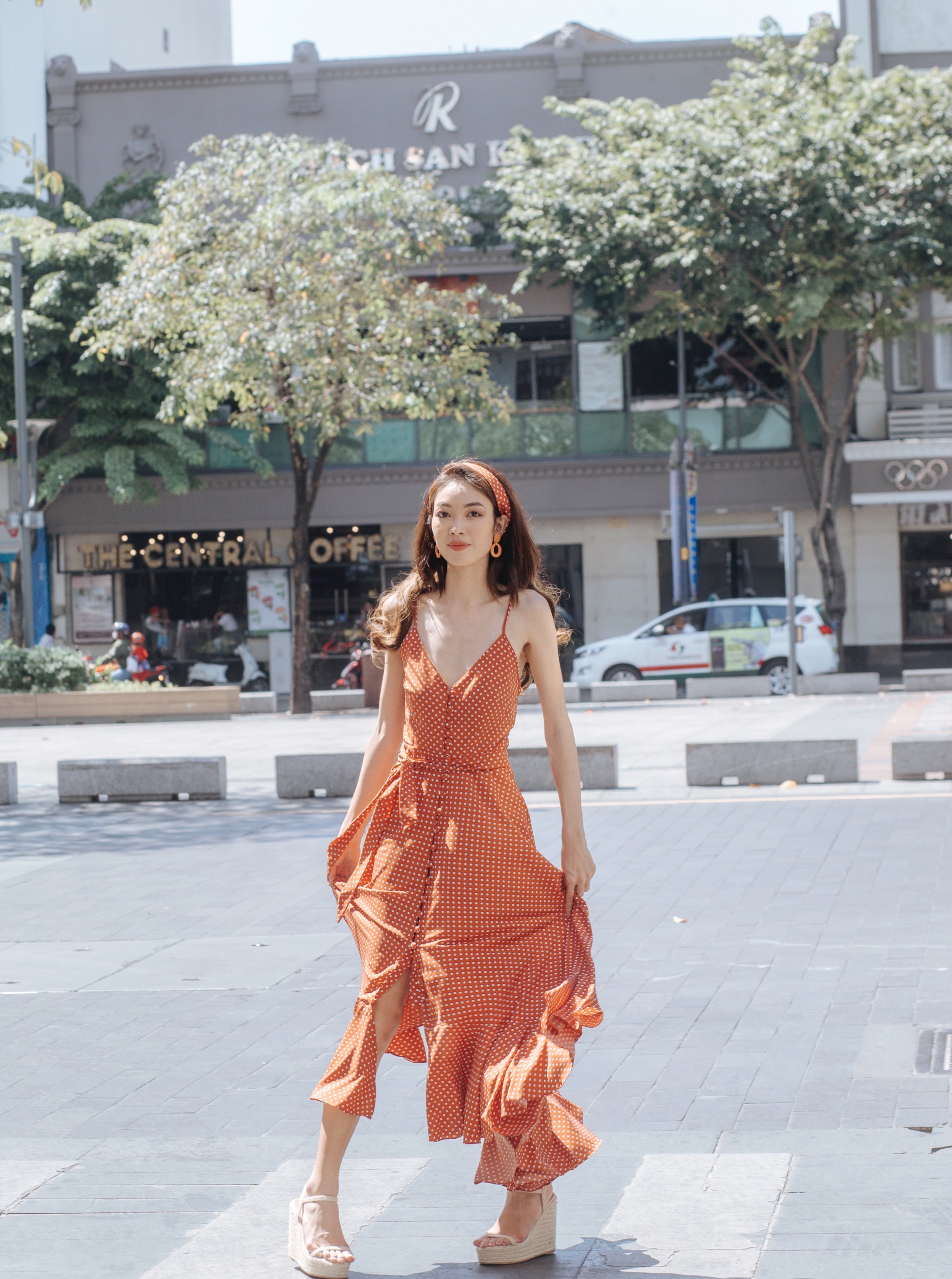 ĐẦM MAXI 2 DÂY CAO CẤP NÚT BỌC 4 MÀU - M