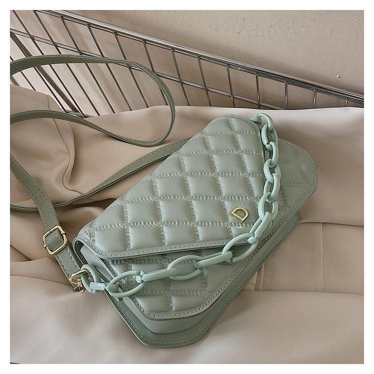 Cross-border new rhombus chain Women's bag 2022 Korean style fashion messenger bag trendy simple small square bag one-piece drop shipping