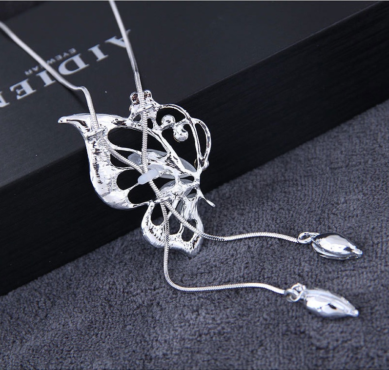 Dây chuyền thời trang nữ mặt đính đá thả tua rua nhiều mẫu