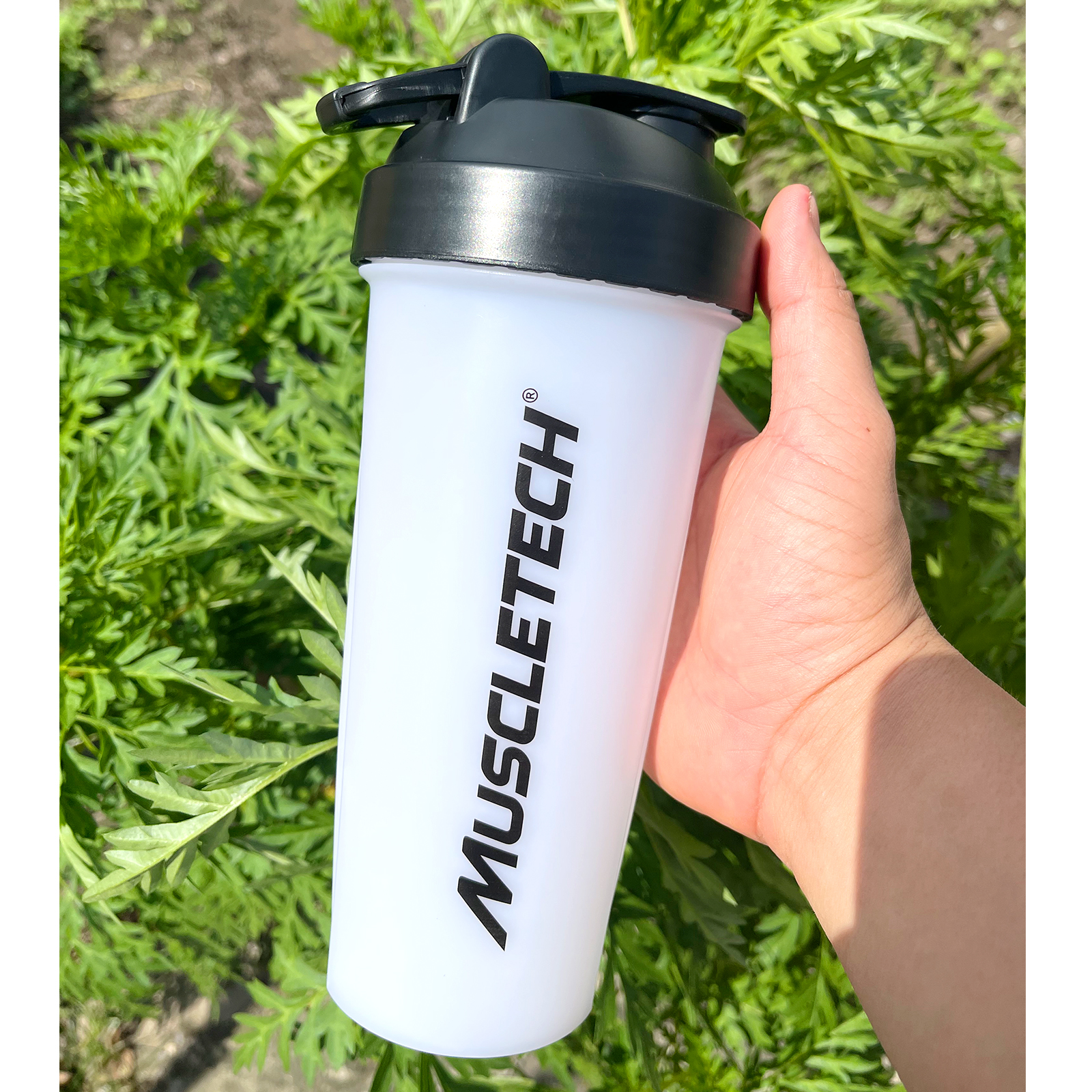 Bình lắc Shaker pha sữa cho người tập GYM hiệu TCSPORTFOOD - Bình nước thể thao Shaker 600 ml - Bình màu trắng nắp đen