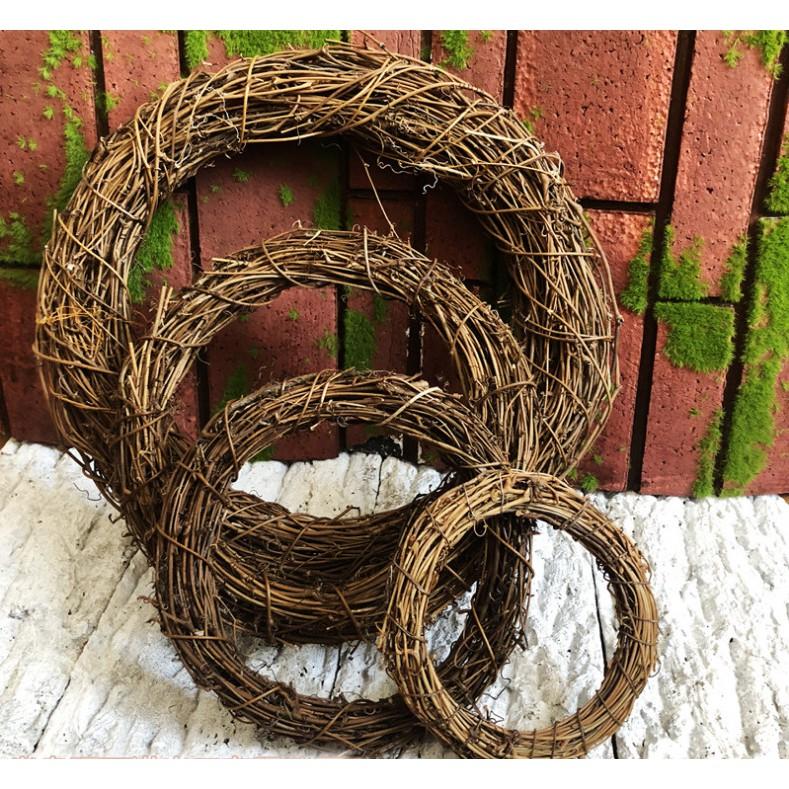 Vòng cỏ bện handmade