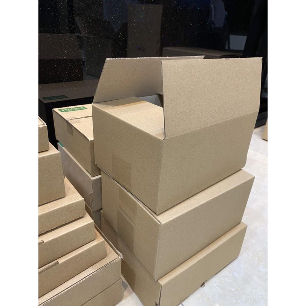 Hộp 18x18x18 cm - 20 hộp carton trơn giá xưởng