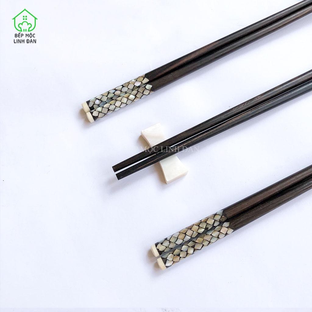 Đũa Gỗ Trắc Tự Nhiên Khảm Xà Cừ Hình Vảy Rồng HAHANCO [CTL757] Bộ 10 Đôi