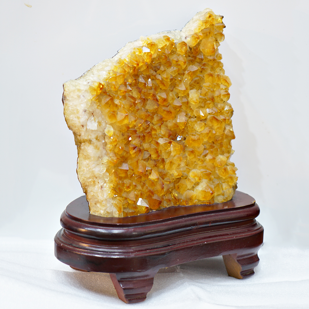 Khối Đá Thạch Anh Vàng Citrine Phong Thủy Đế Gỗ Tự Nhiên 32x22x8cm