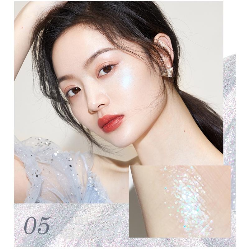 Kem bắt sáng dạng lỏng Chioture Liquid Highlighter giúp cho da sáng và lấp lánh hơn khi trang điểm