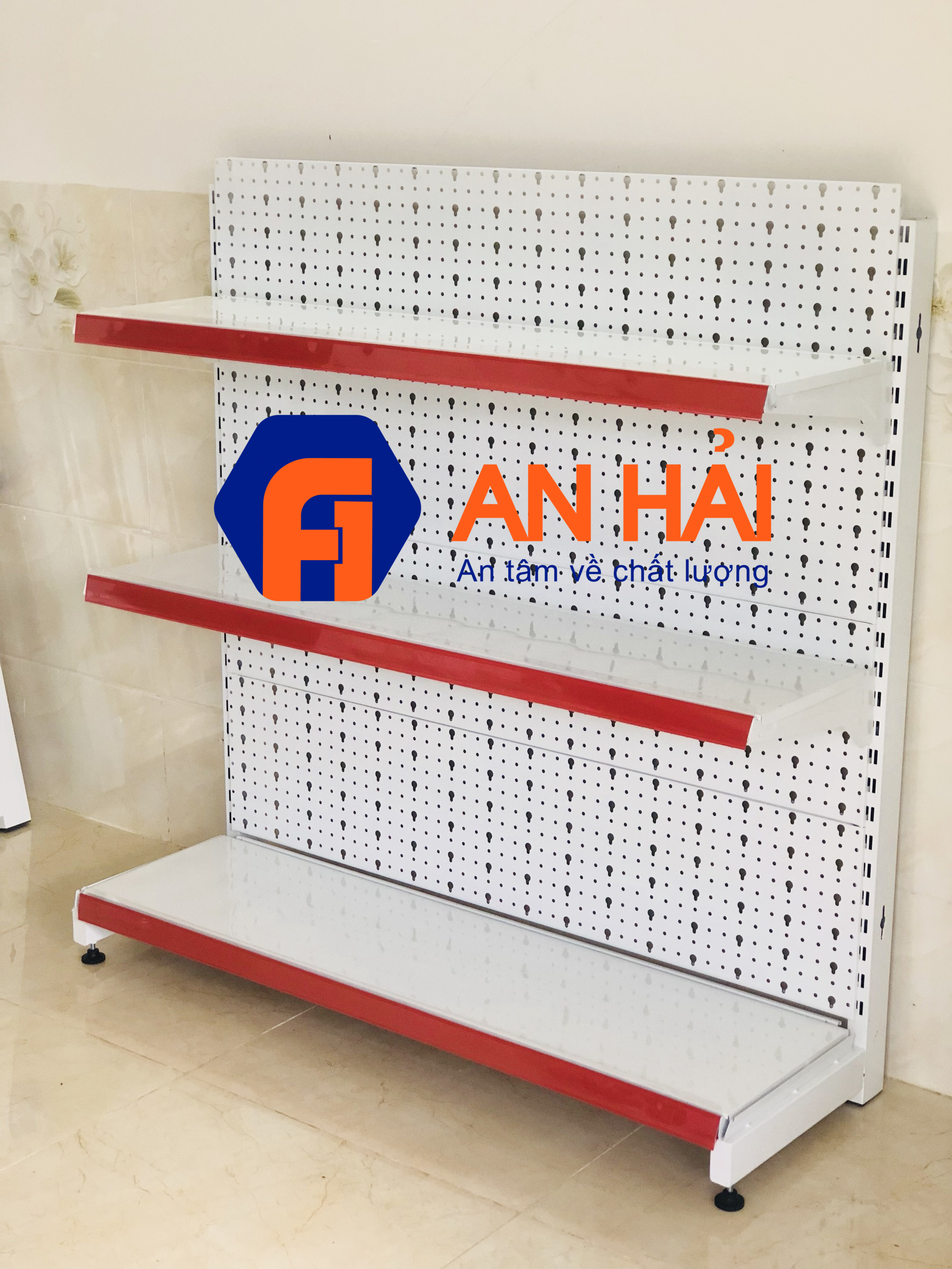 KỆ ĐƠN siêu thị LƯNG TÔN LỖ cao 1m2 độc lập có 3 mâm tầng loại dày , chịu lực tốt.