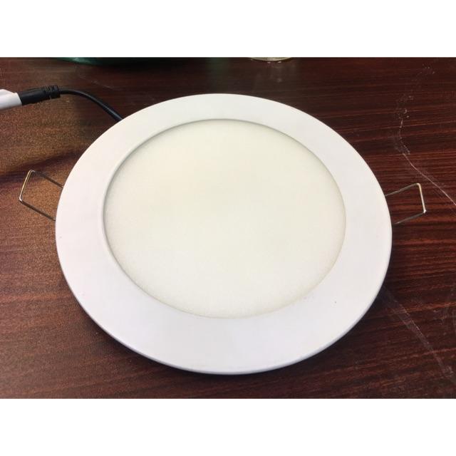 Đèn led âm