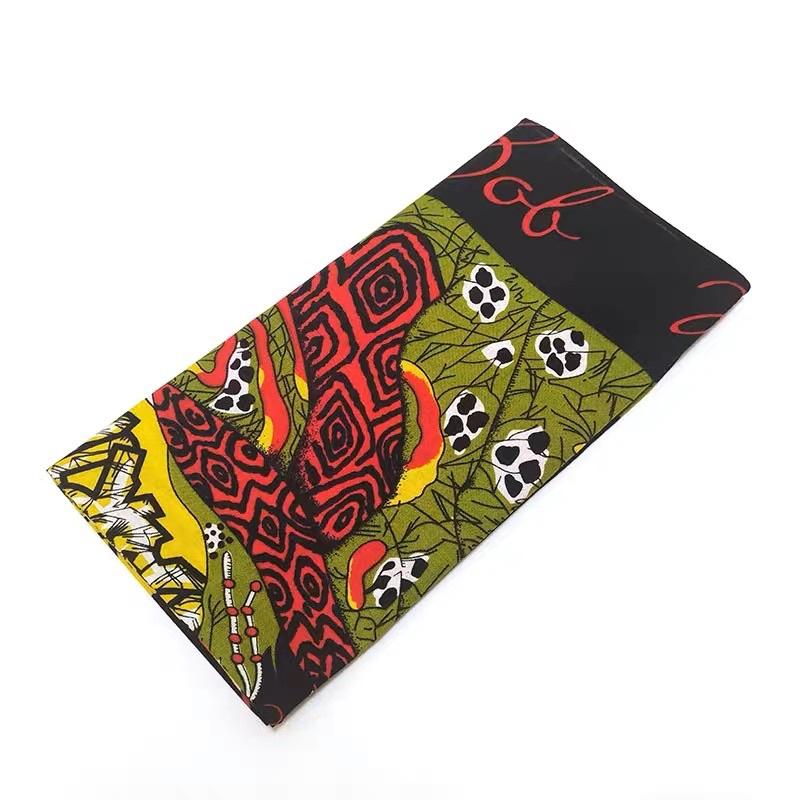 Khăn bandana đen hoạ tiết lạ vải cotton size 55x55cm