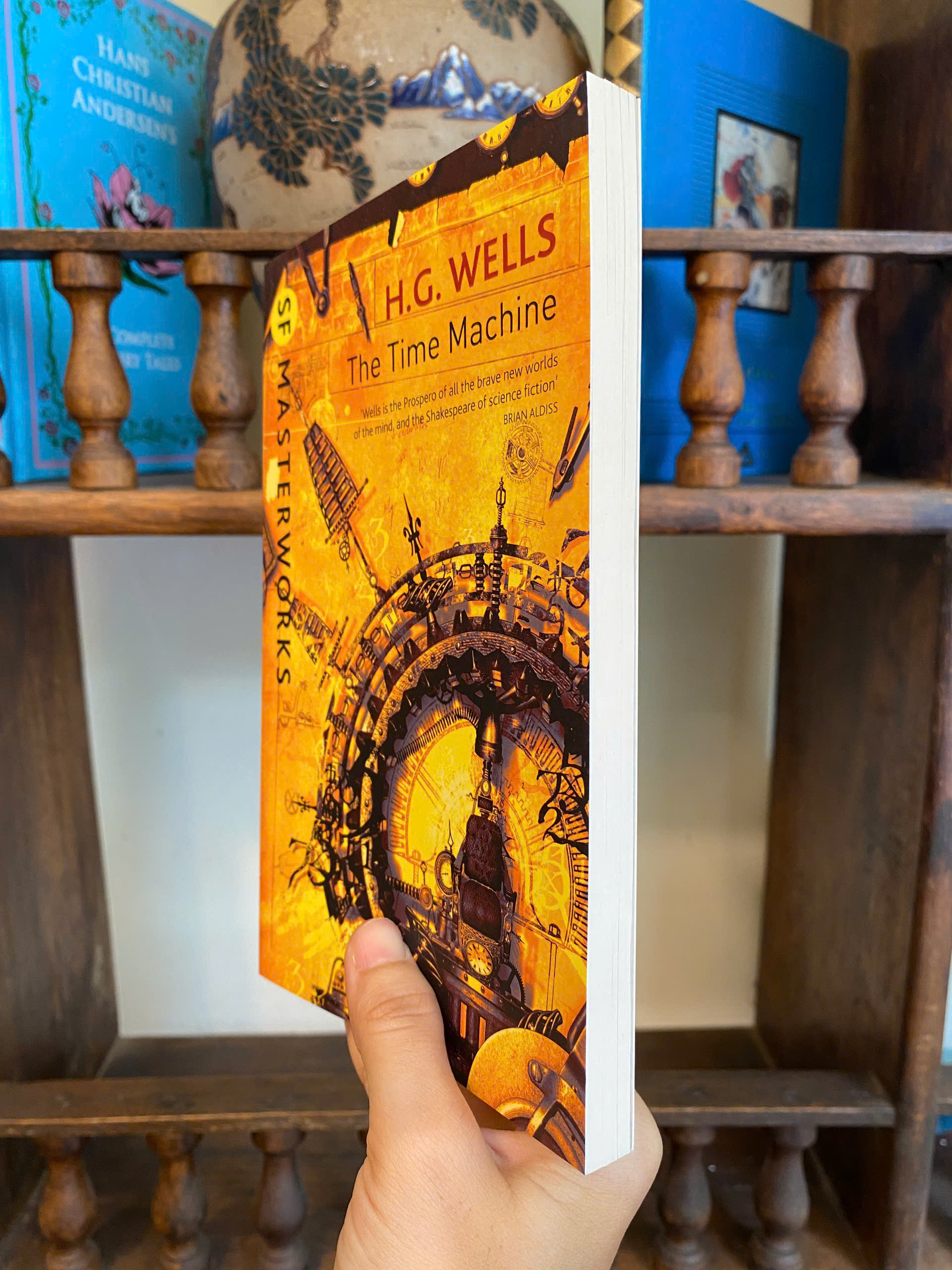 Sách - SF Masterworks: The Time Machine by H.G. Wells | Classics Science Fiction / Ngoại văn