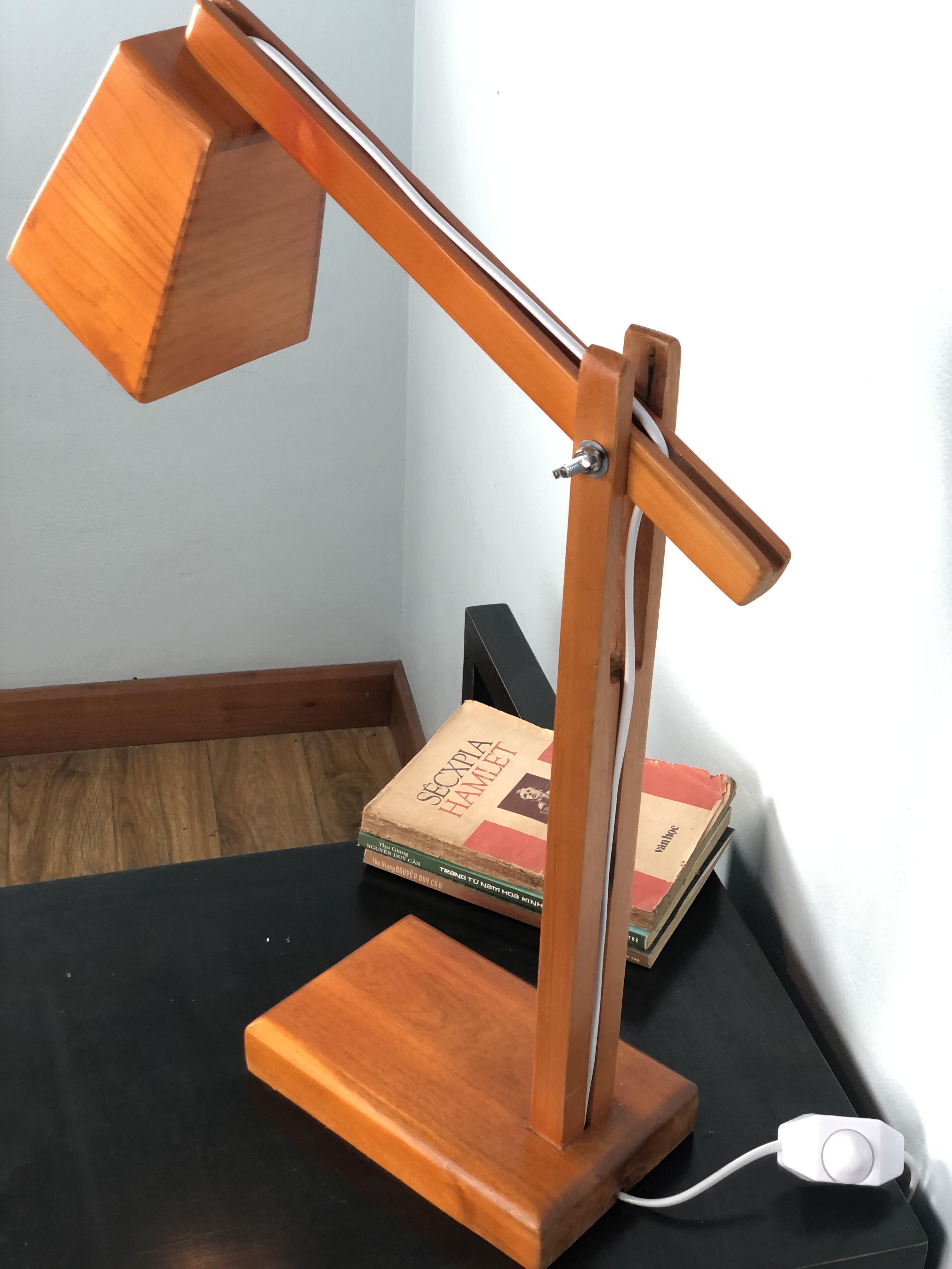 Đèn bàn làm việc (collection tab lamp C)