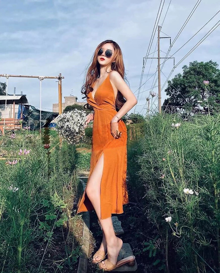 Đầm Maxi 2 Dây Hở Lưng Thắt Nơ – 4439