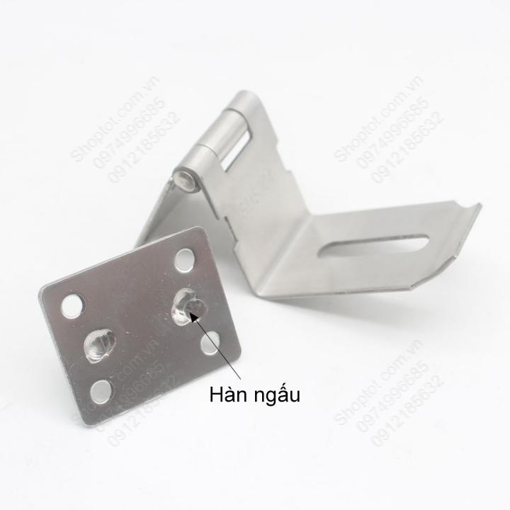 Chốt lật loại 90 độ, làm bằng inox 304 chắc chắn, có vị trí móc ổ khóa