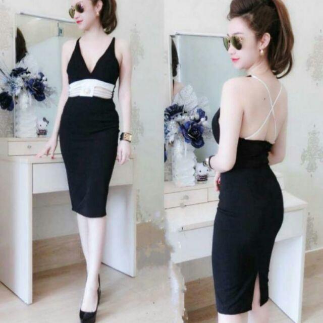 Đầm body cổ tim hở bụng cách tân