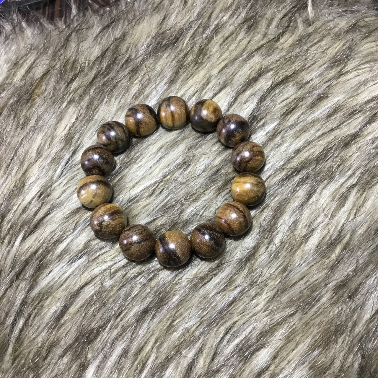 Vòng tay trầm hương Zebra Gaharu Indo đủ size