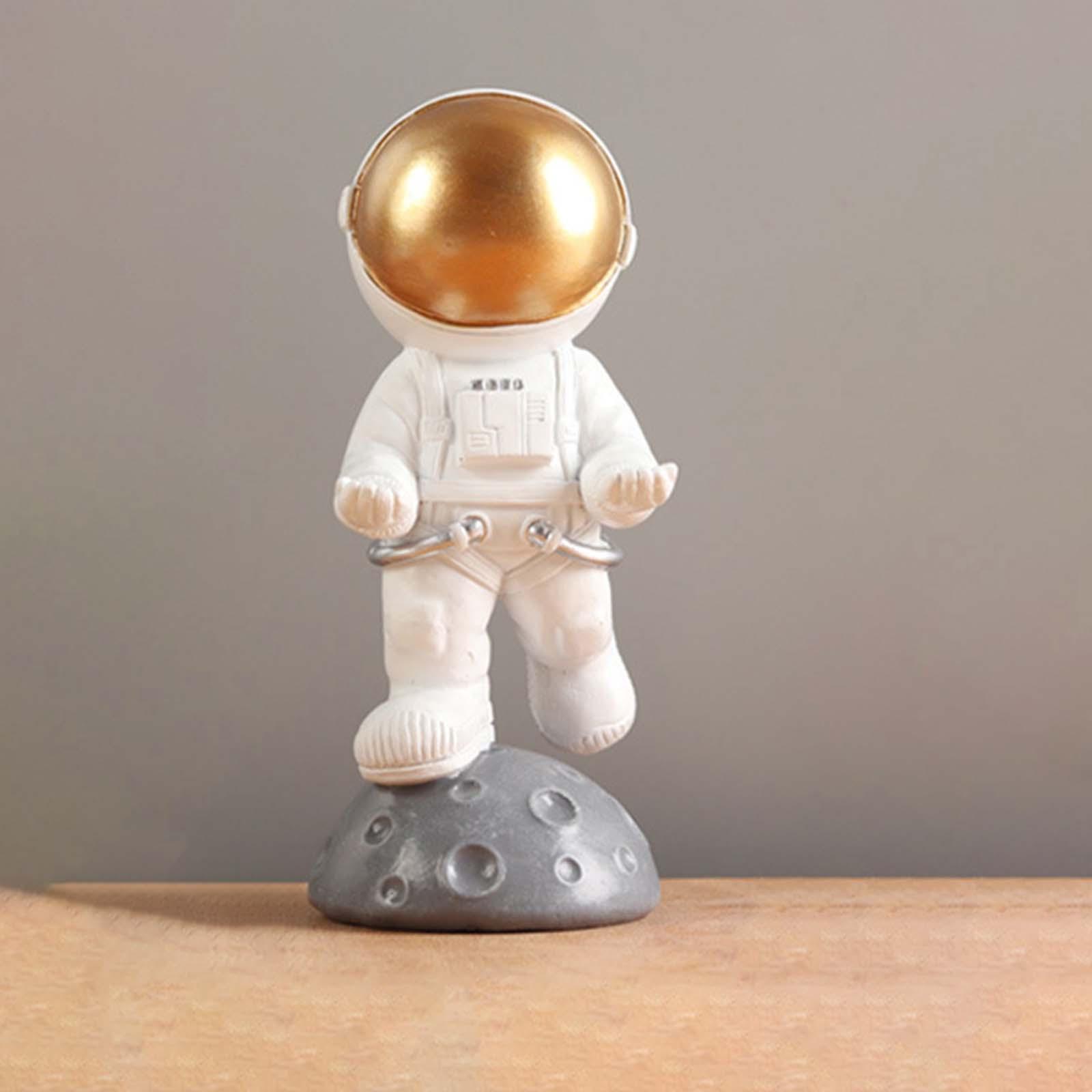 Creative Astronaut Glasses Holder Eyeglass Novelty NightStand Desk