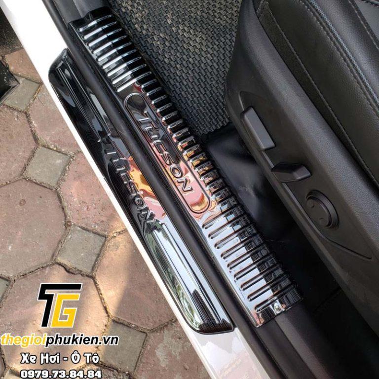Bộ Ốp bậc, Nẹp bước chân Titan Hyundai Tucson 2022